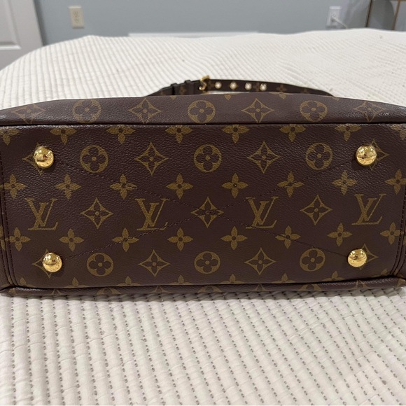 Authentic Louis Vuitton Monogram Pallas MM (Aurore) - Picture 3 of 16